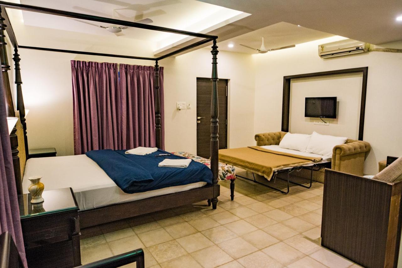 Marine Studios Le Pension Candolim Exterior foto