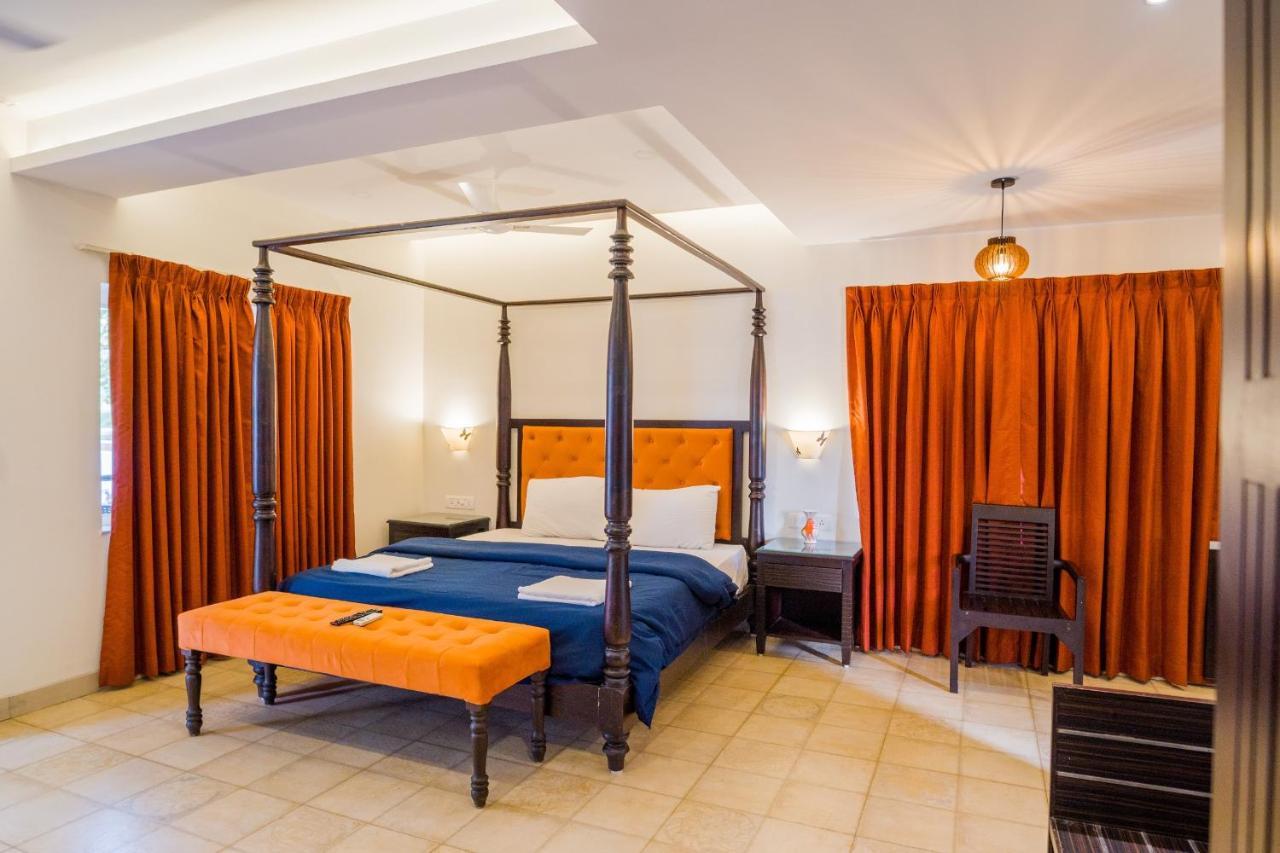 Marine Studios Le Pension Candolim Exterior foto